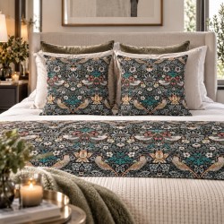 Coussins Navy Strawberry Thief | Housses de coussin bleues William Morris