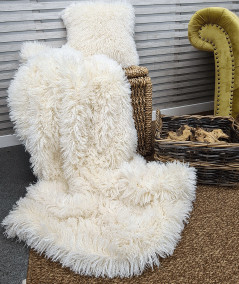 Luxury long curly haired faux fur throw
