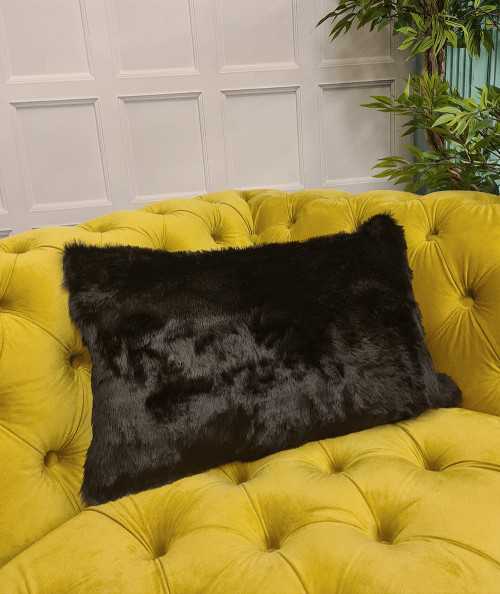Black rectangular cushions