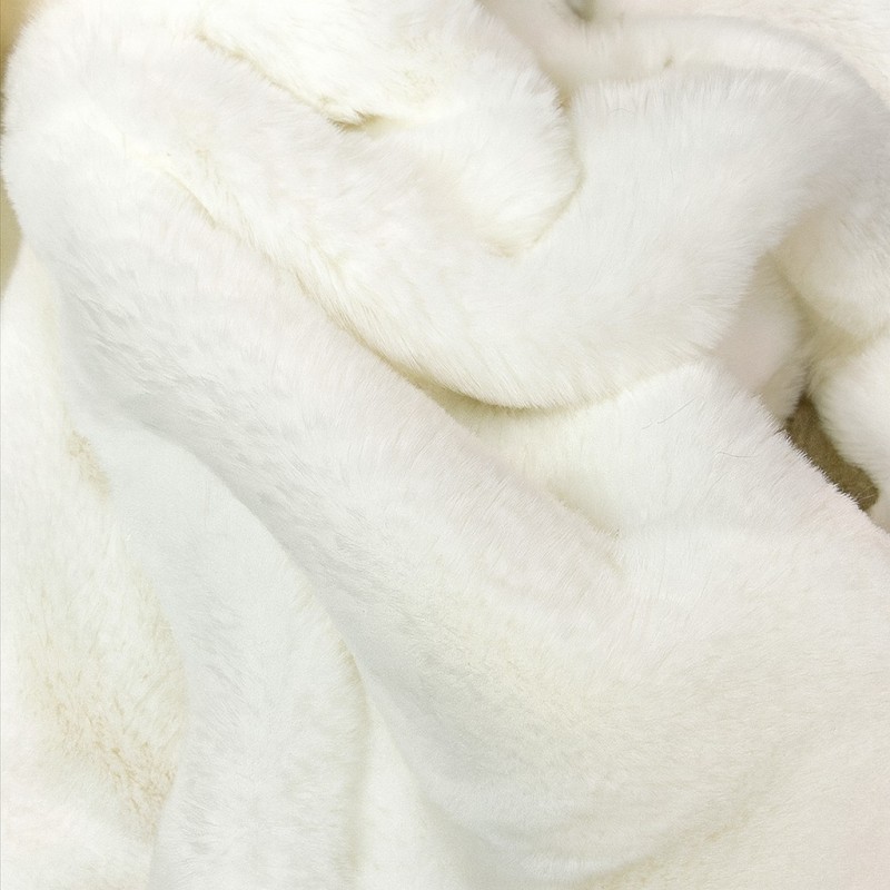 Richmond Cream Fur Throw | Large Faux Fur Blanket | Fur Bedspread