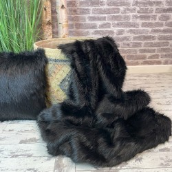 Couverture en fausse fourrure d'ours noir | Grand couvre-lit et couvertures en fausse fourrure noire