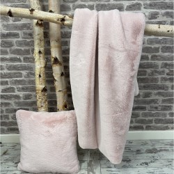 Richmond Pink Fur Throw | Large Faux Fur Blanket | Pale Pink Bedspread