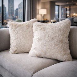 Coussin en fausse fourrure beige Richmond | Oreiller en fourrure beige | Coussin en fourrure beige