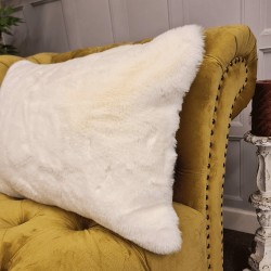Richmond Cream Rectangular Fur Cushions | Rectangular Faux Fur Cushions |