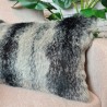Coussin rectangulaire en fausse fourrure de loup noir | Coussin rectangulaire en fausse fourrure de loup