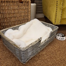 Couverture pour animaux de compagnie Richmond en fausse fourrure crème | Couvertures pour chiens en fausse fourrure crème |