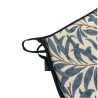 Coussin d'assise en forme de D, motif branches de saule bleu azur | Coussins d'assise en tapisserie en forme de D |