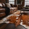 Grand tapis en peau de vache beige et blanche | Peau de vache beige et blanche | Poils beiges sur la peau