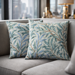 Coussins en tapisserie à motifs Willow Bough Seaspray | Coussins en tapisserie à motifs