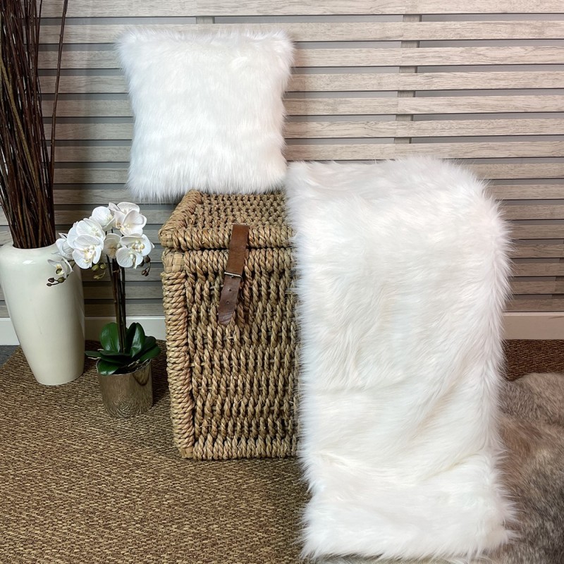 DÉSTOCKAGE ! Chemin de lit de luxe en fausse fourrure polaire | Chemin de lit en fourrure blanche