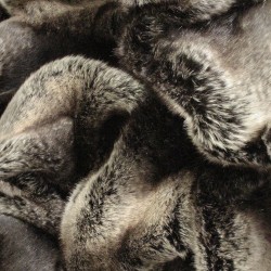 Tissu en fausse fourrure de chinchilla foncé
