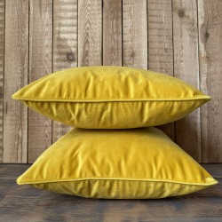 Coussins décoratifs en velours jaune moutarde | Coussins unis en velours jaune